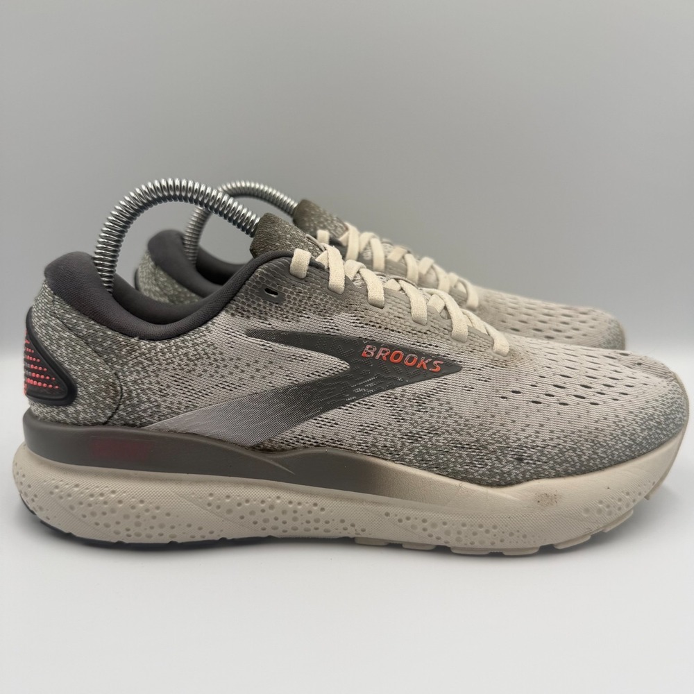 Brooks Ghost 16 White Running Shoes Women's‎ Size 8.5 Gray Sneakers 1204071B006